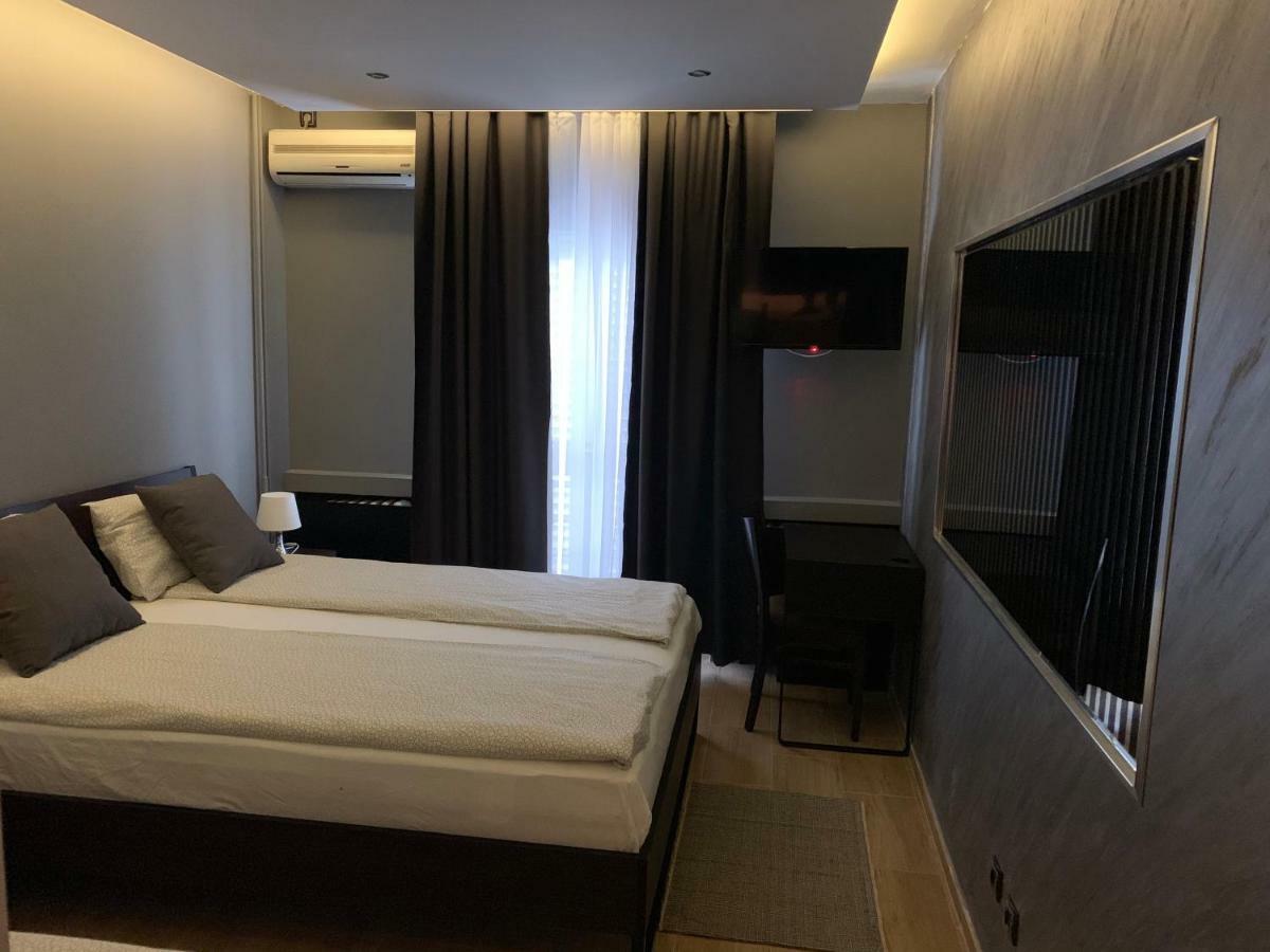 Motel Stari Hrast Markovac Ngoại thất bức ảnh